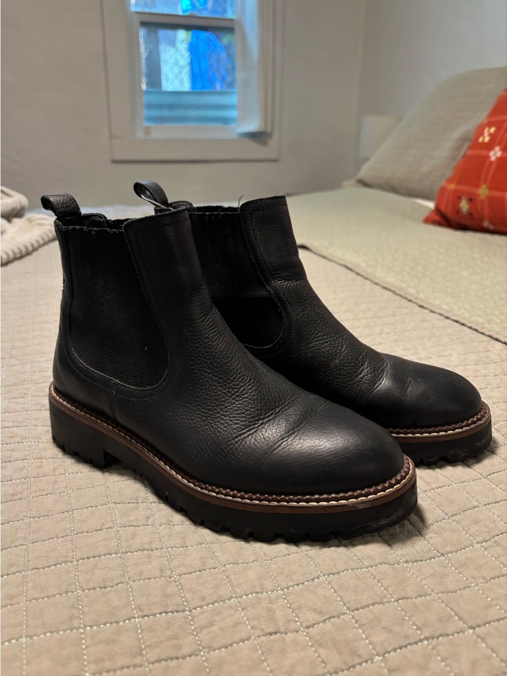Caslon Miller Water Resistant Lug Chelsea Boots